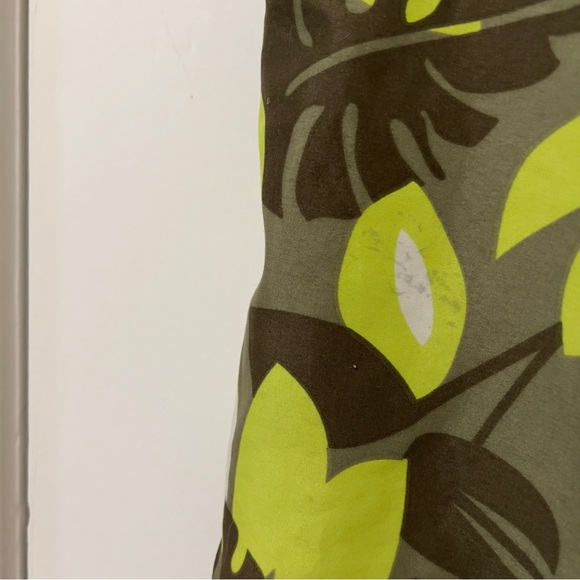 R&R Sport Green Leaf Print Swim Shorts - Picture 2 of 9